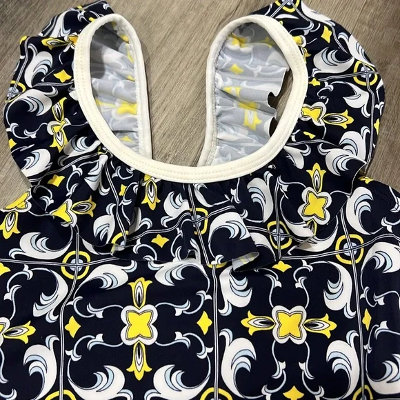 Janie and Jack one piece swimsuit size 5 - Picture 2 of 10